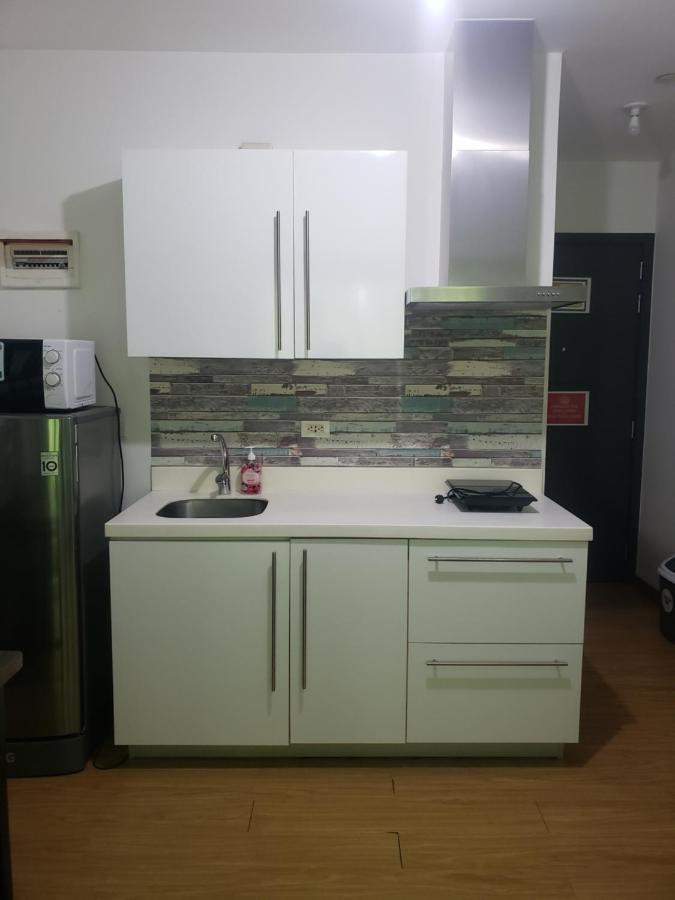 Sutherland Tower Acqua Private Residences Mandaluyong Exteriör bild